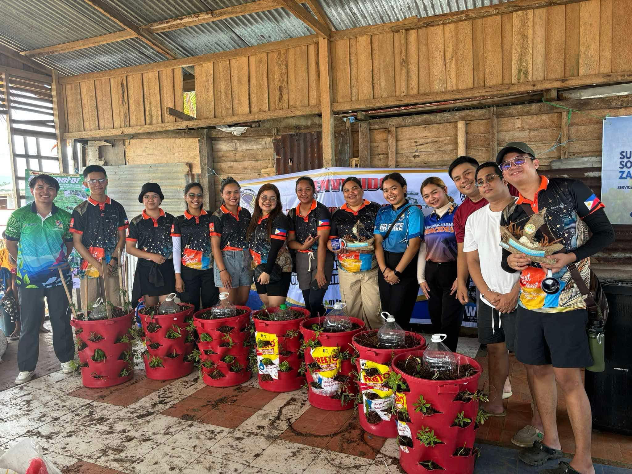 Gardenator vertical farming system deployment in Sitio Bilang Bilang